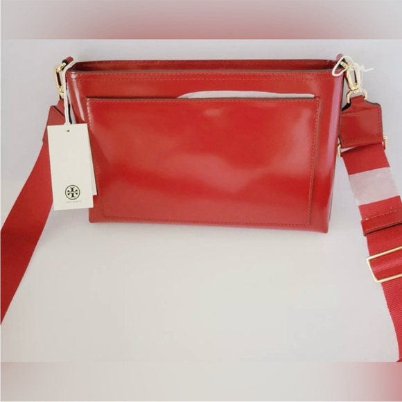 Tory Burch NWT Blake Patent Leather Swingpack Crossbody 156480 In Lipstick Red - Picture 2 of 10